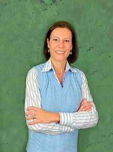 Juliane Schneider lan&ccedil;ou, em 2022, seu livro &ldquo;O salame e seus segredos&rdquo; sobre a arte da charcutaria